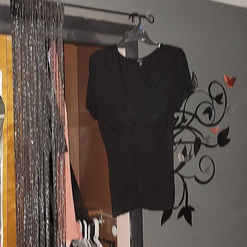 Size - Picture 1 of 1